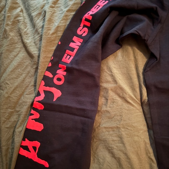 Nightmare on Elm St Long Sleeve Graphic Tee - Picture 7 of 7